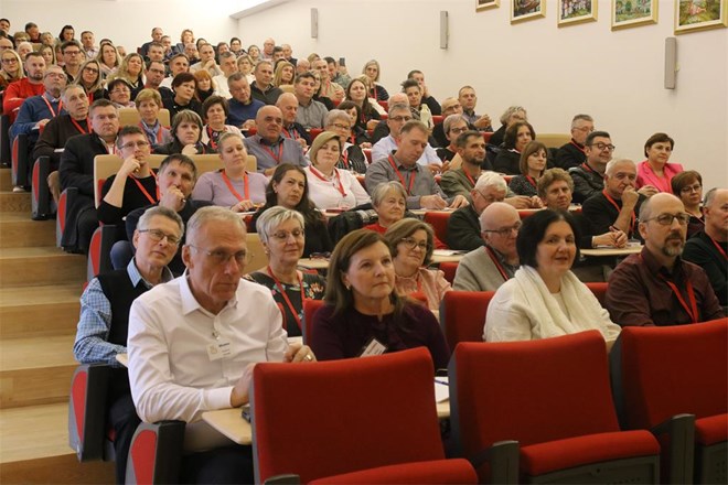 Adventsko - božićna duhovna obnova članova Hrvatske zajednice bračnih susreta